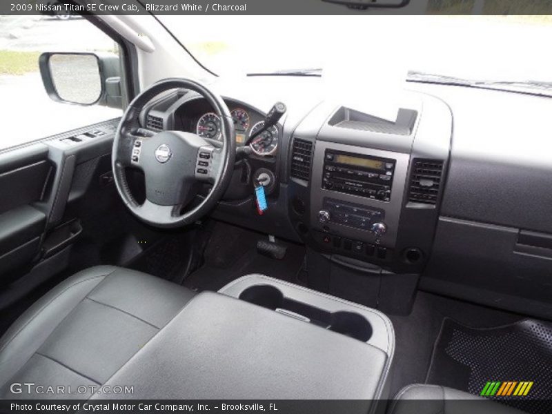 Blizzard White / Charcoal 2009 Nissan Titan SE Crew Cab