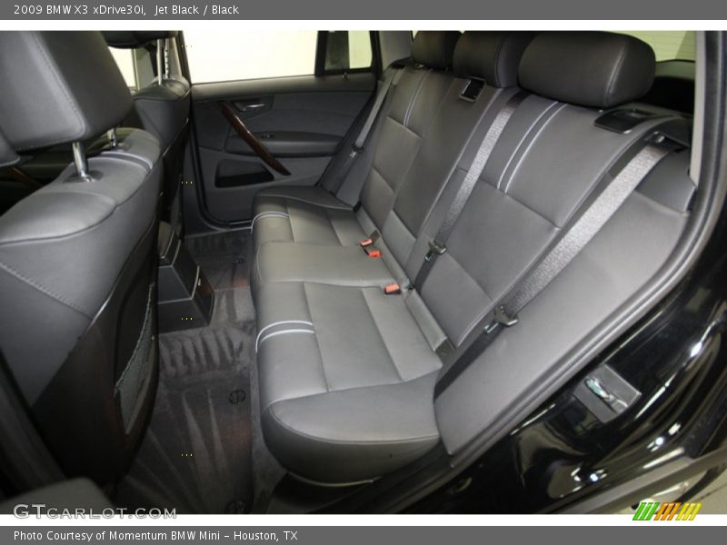 Rear Seat of 2009 X3 xDrive30i