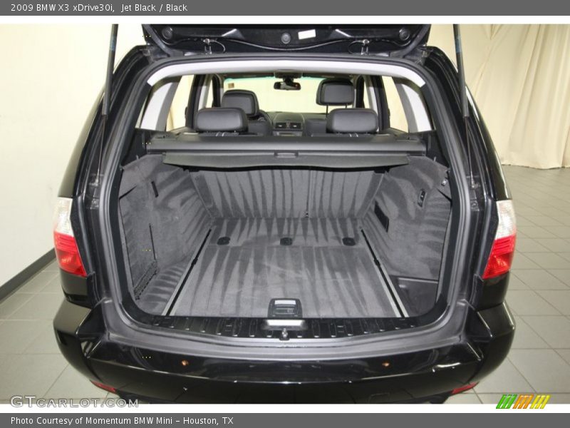  2009 X3 xDrive30i Trunk