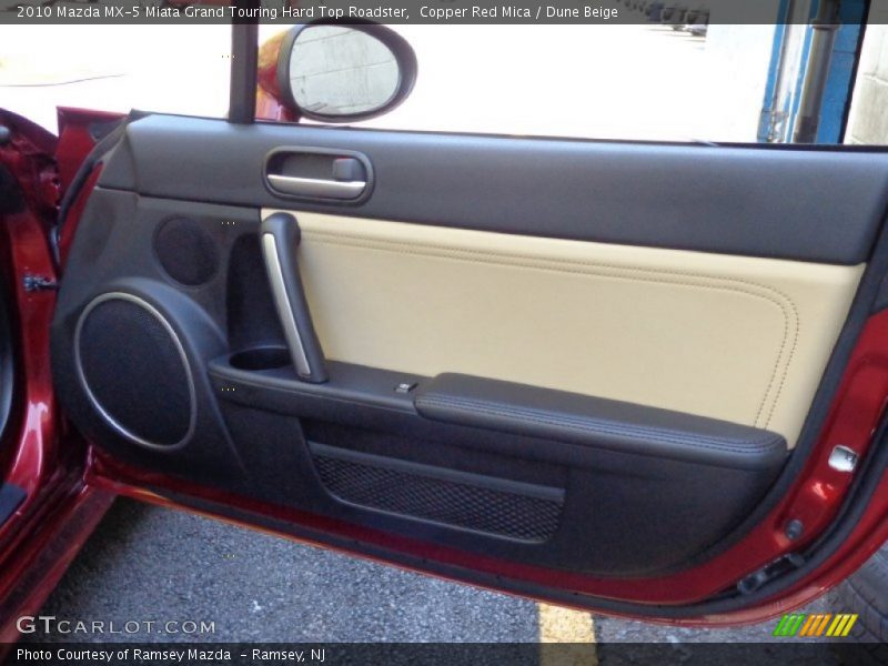 Door Panel of 2010 MX-5 Miata Grand Touring Hard Top Roadster