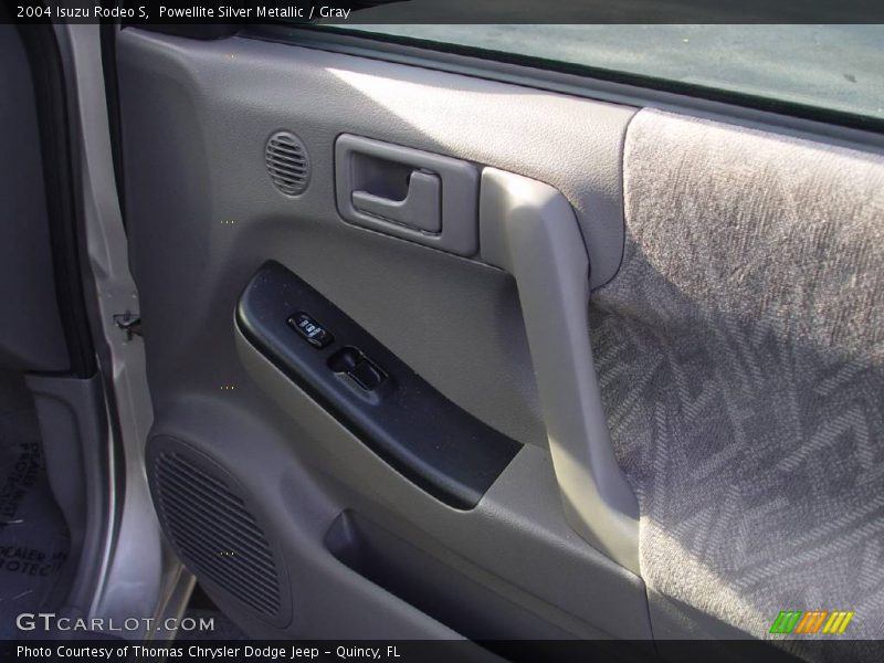 Powellite Silver Metallic / Gray 2004 Isuzu Rodeo S
