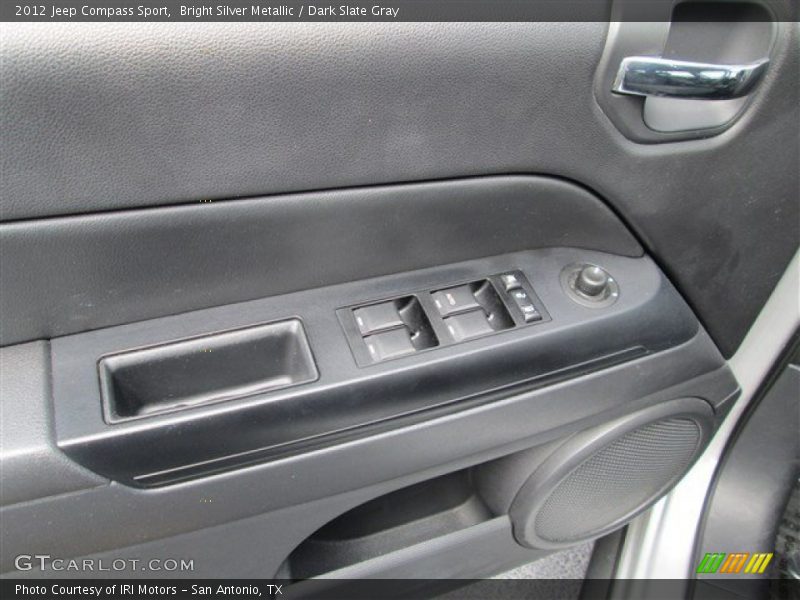 Bright Silver Metallic / Dark Slate Gray 2012 Jeep Compass Sport