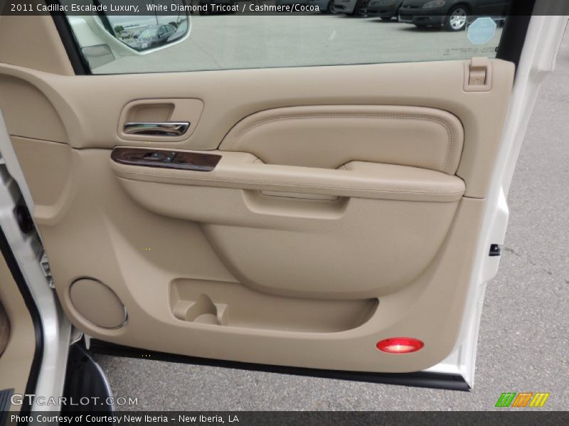 White Diamond Tricoat / Cashmere/Cocoa 2011 Cadillac Escalade Luxury