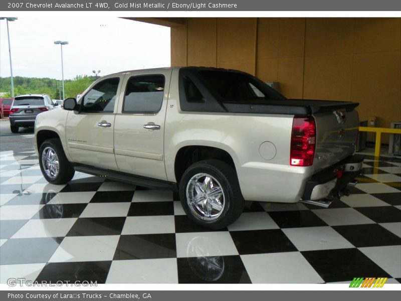 Gold Mist Metallic / Ebony/Light Cashmere 2007 Chevrolet Avalanche LT 4WD