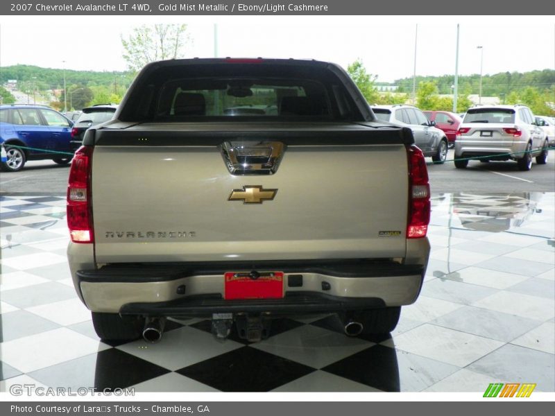 Gold Mist Metallic / Ebony/Light Cashmere 2007 Chevrolet Avalanche LT 4WD