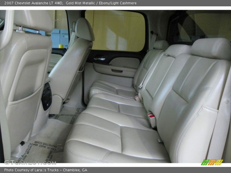 Gold Mist Metallic / Ebony/Light Cashmere 2007 Chevrolet Avalanche LT 4WD