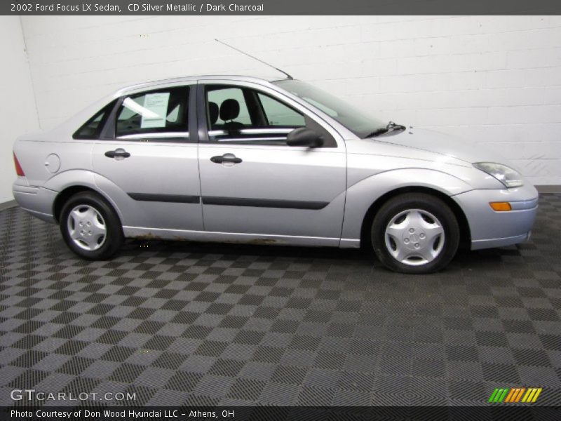 CD Silver Metallic / Dark Charcoal 2002 Ford Focus LX Sedan