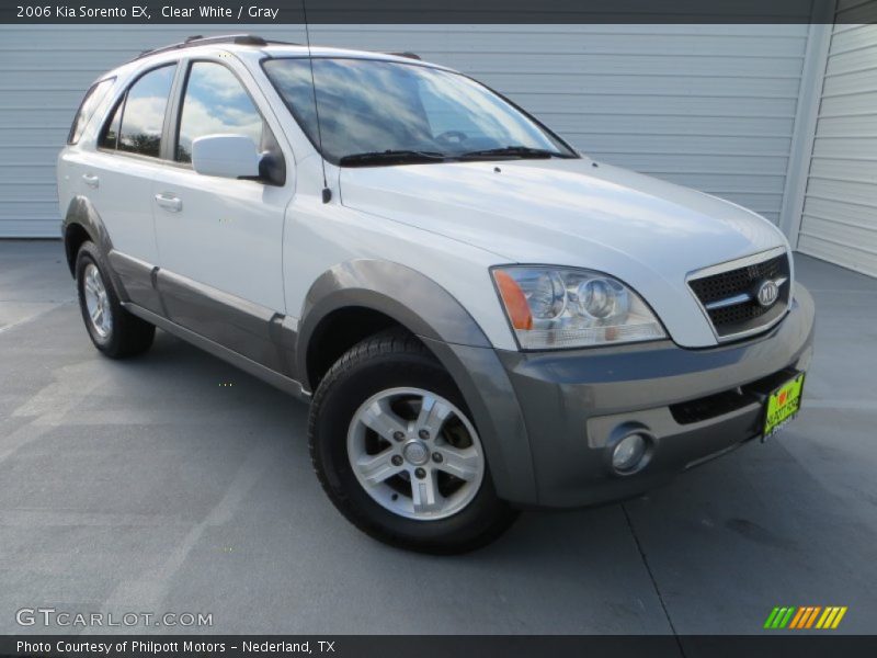 Clear White / Gray 2006 Kia Sorento EX