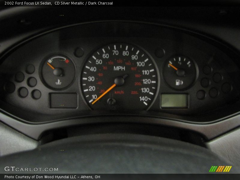 CD Silver Metallic / Dark Charcoal 2002 Ford Focus LX Sedan