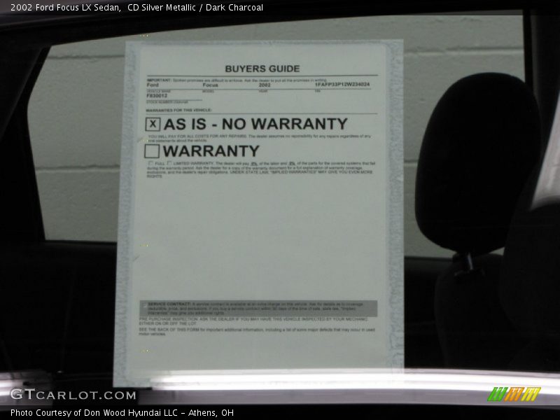 CD Silver Metallic / Dark Charcoal 2002 Ford Focus LX Sedan