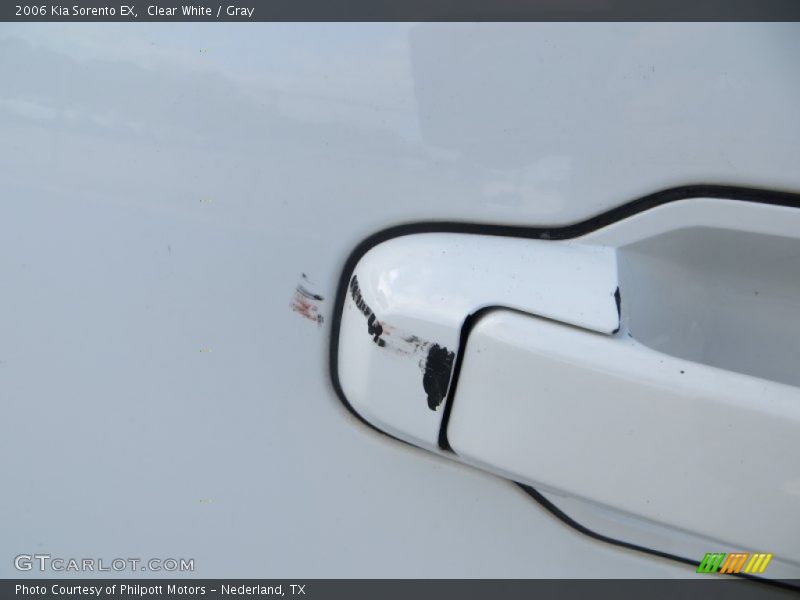 Clear White / Gray 2006 Kia Sorento EX
