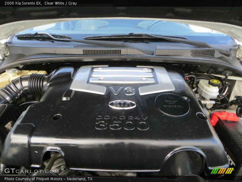 Clear White / Gray 2006 Kia Sorento EX