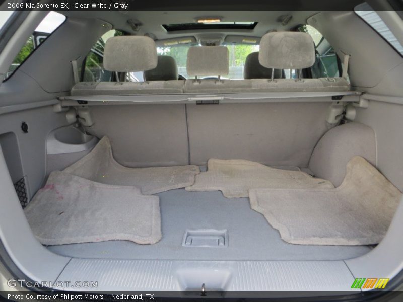 Clear White / Gray 2006 Kia Sorento EX