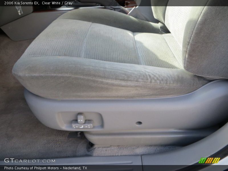 Clear White / Gray 2006 Kia Sorento EX