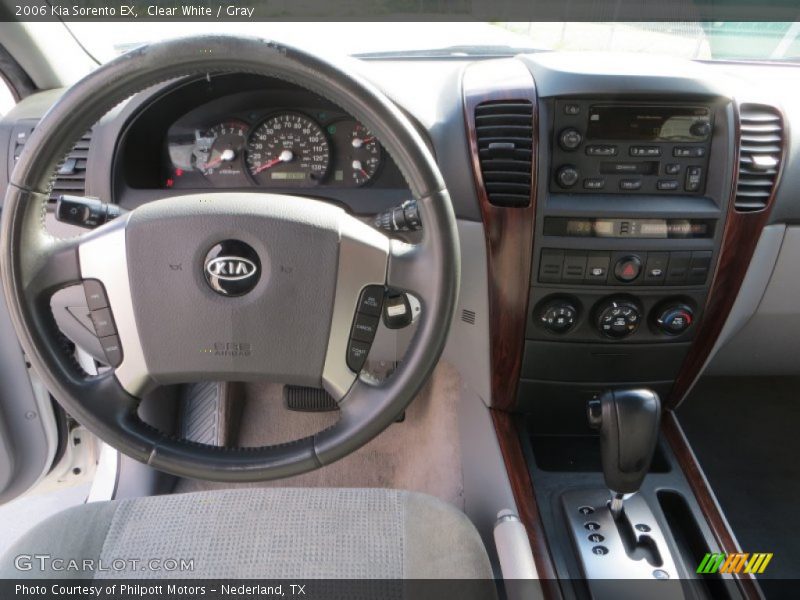 Clear White / Gray 2006 Kia Sorento EX