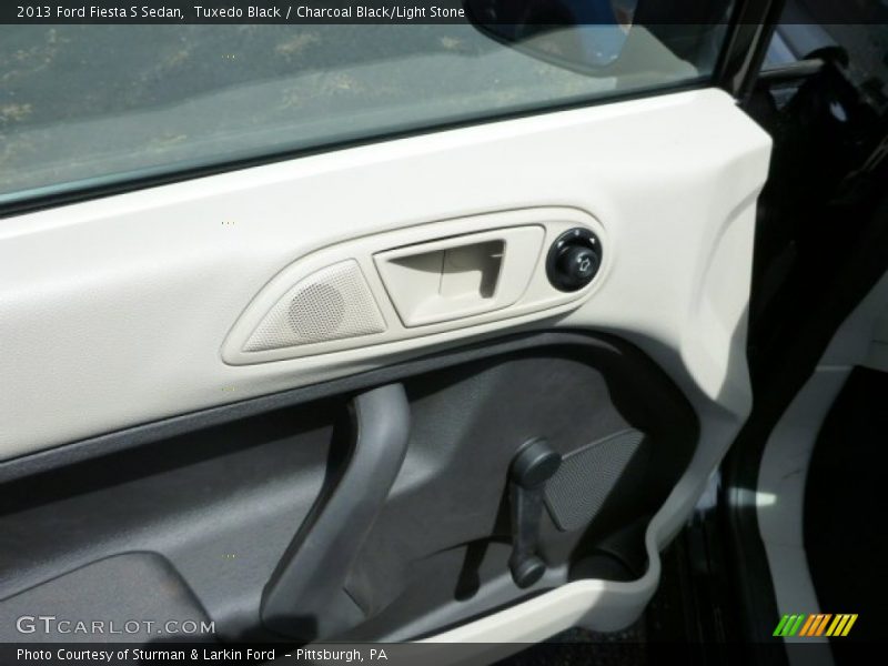 Tuxedo Black / Charcoal Black/Light Stone 2013 Ford Fiesta S Sedan