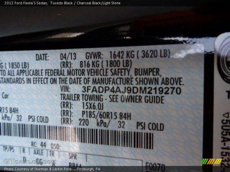 Tuxedo Black / Charcoal Black/Light Stone 2013 Ford Fiesta S Sedan