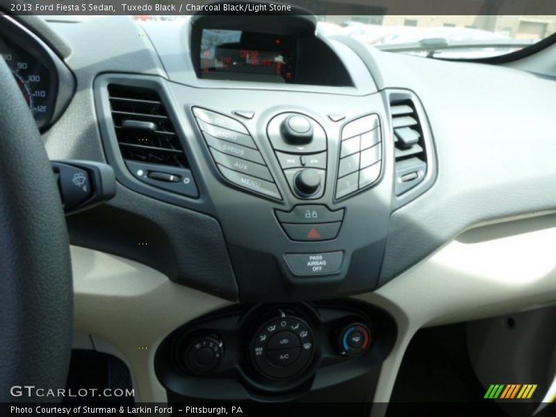 Tuxedo Black / Charcoal Black/Light Stone 2013 Ford Fiesta S Sedan