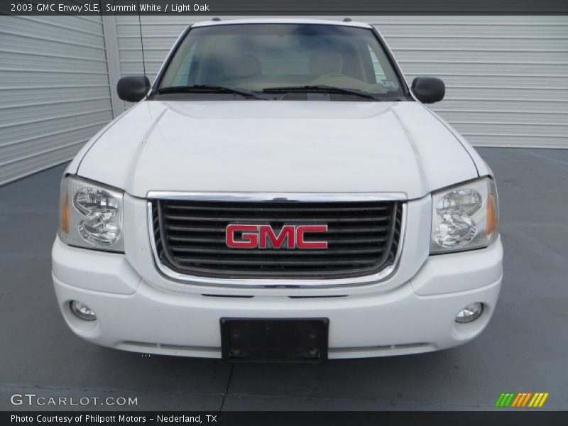 Summit White / Light Oak 2003 GMC Envoy SLE