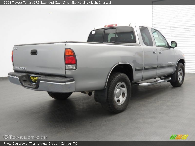 Silver Sky Metallic / Light Charcoal 2001 Toyota Tundra SR5 Extended Cab