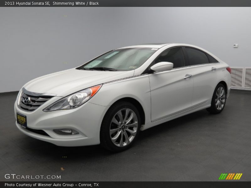 Shimmering White / Black 2013 Hyundai Sonata SE