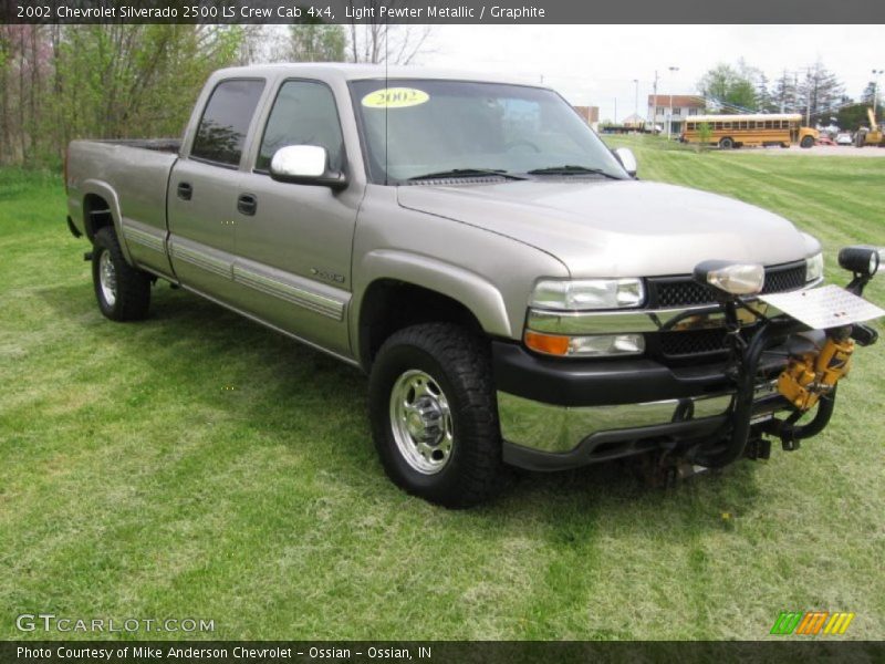 Light Pewter Metallic / Graphite 2002 Chevrolet Silverado 2500 LS Crew Cab 4x4