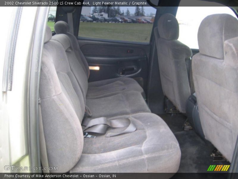 Light Pewter Metallic / Graphite 2002 Chevrolet Silverado 2500 LS Crew Cab 4x4