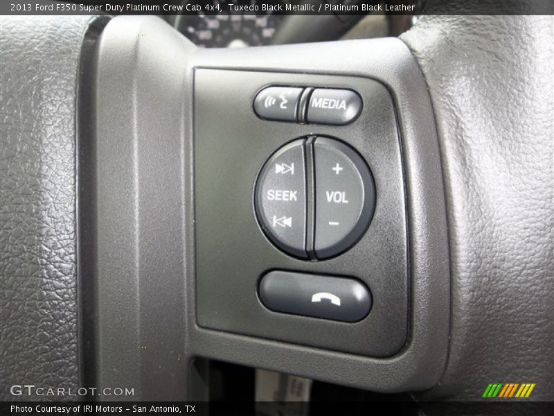 Controls of 2013 F350 Super Duty Platinum Crew Cab 4x4