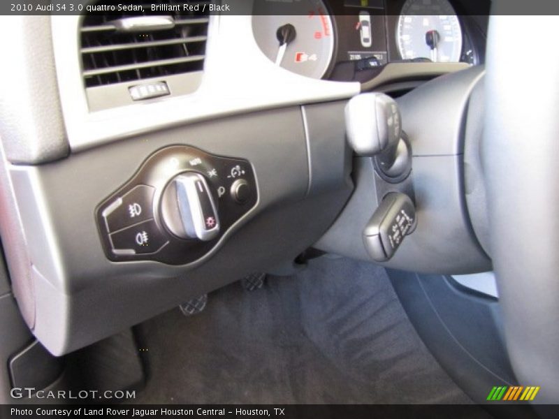 Controls of 2010 S4 3.0 quattro Sedan