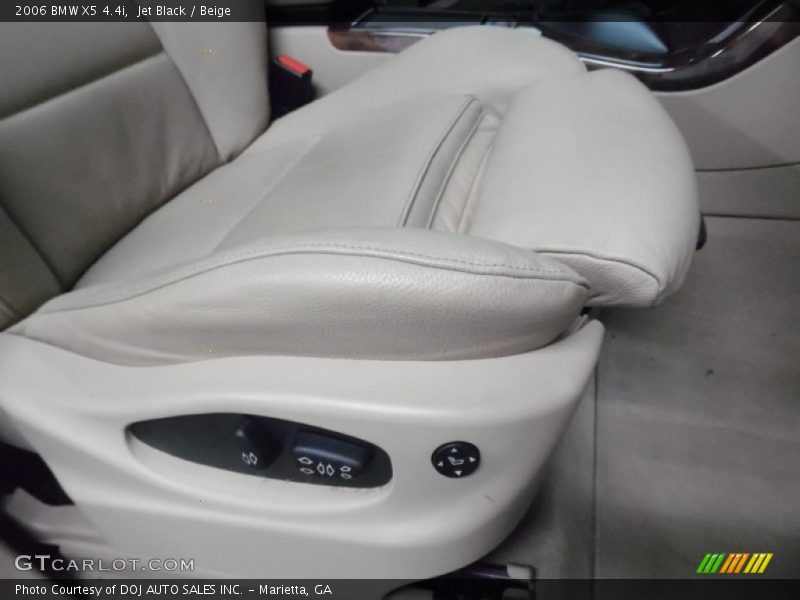 Jet Black / Beige 2006 BMW X5 4.4i