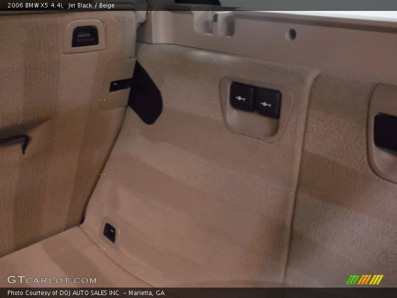 Jet Black / Beige 2006 BMW X5 4.4i