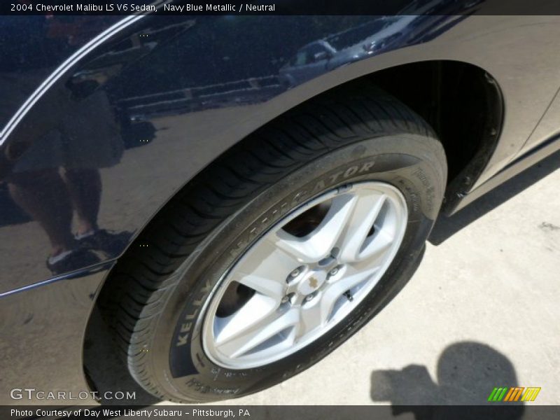 Navy Blue Metallic / Neutral 2004 Chevrolet Malibu LS V6 Sedan