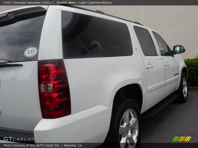 Summit White / Light Cashmere/Ebony 2007 Chevrolet Suburban 1500 LT