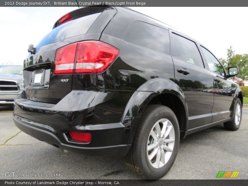 Brilliant Black Crystal Pearl / Black/Light Frost Beige 2013 Dodge Journey SXT