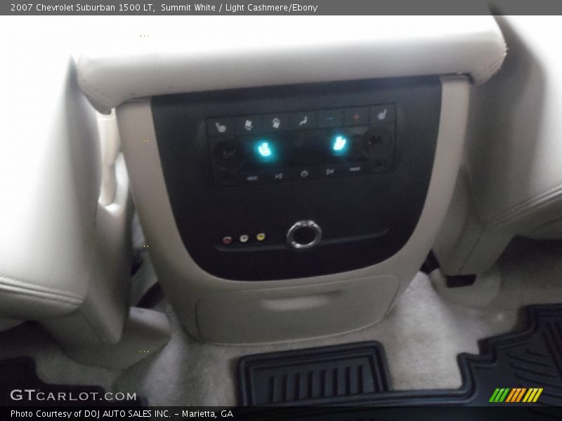 Summit White / Light Cashmere/Ebony 2007 Chevrolet Suburban 1500 LT