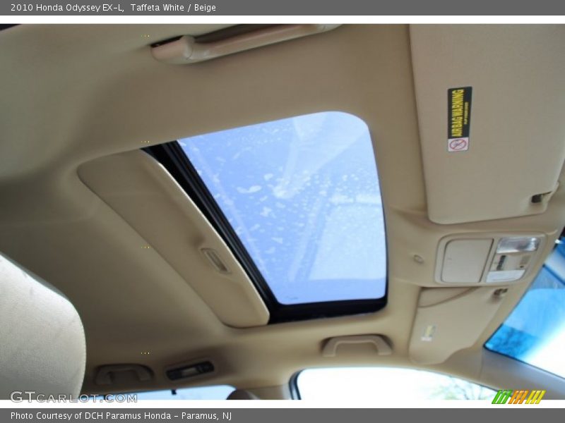 Taffeta White / Beige 2010 Honda Odyssey EX-L
