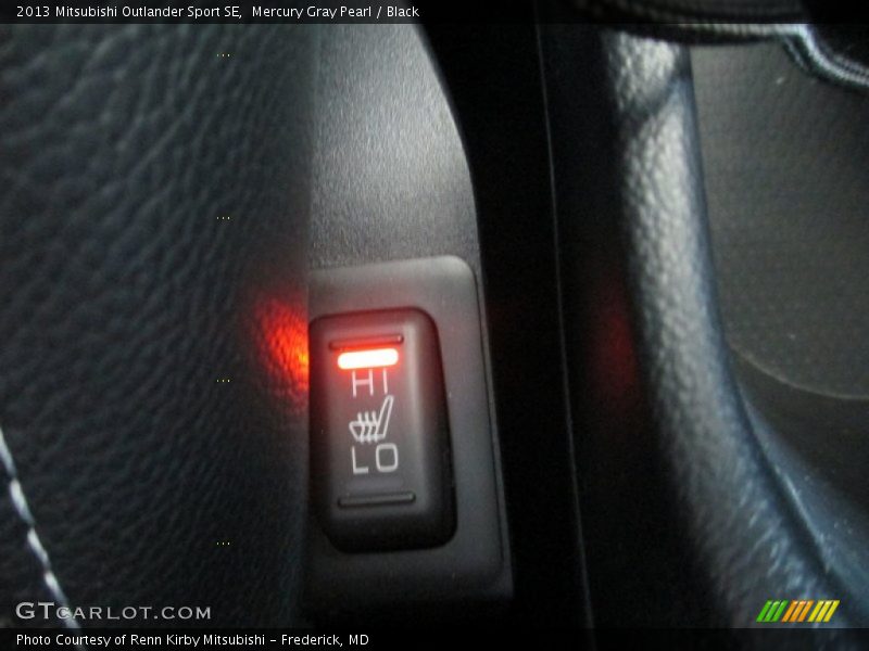 Mercury Gray Pearl / Black 2013 Mitsubishi Outlander Sport SE