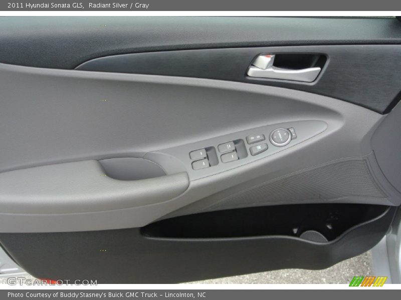 Radiant Silver / Gray 2011 Hyundai Sonata GLS