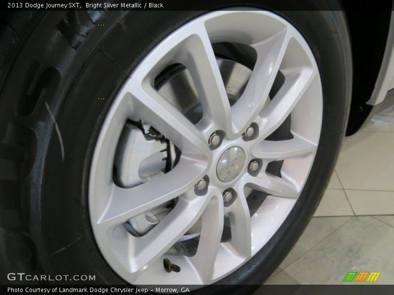 Bright Silver Metallic / Black 2013 Dodge Journey SXT