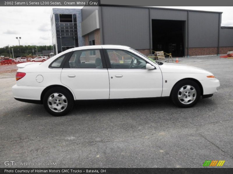 Cream White / Gray 2002 Saturn L Series L200 Sedan