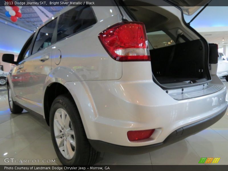 Bright Silver Metallic / Black 2013 Dodge Journey SXT