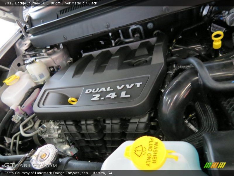 Bright Silver Metallic / Black 2013 Dodge Journey SXT