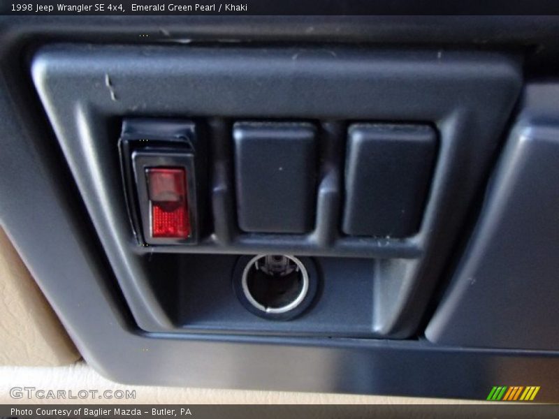 Emerald Green Pearl / Khaki 1998 Jeep Wrangler SE 4x4