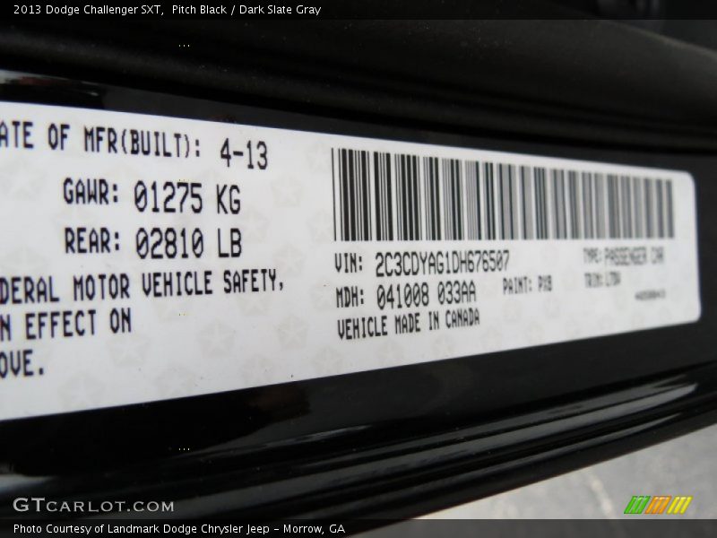 Pitch Black / Dark Slate Gray 2013 Dodge Challenger SXT