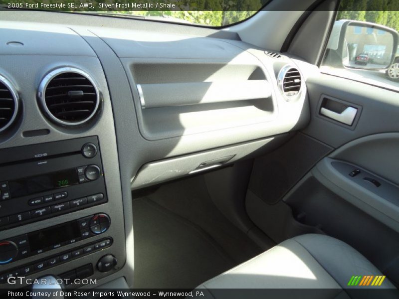 Silver Frost Metallic / Shale 2005 Ford Freestyle SEL AWD