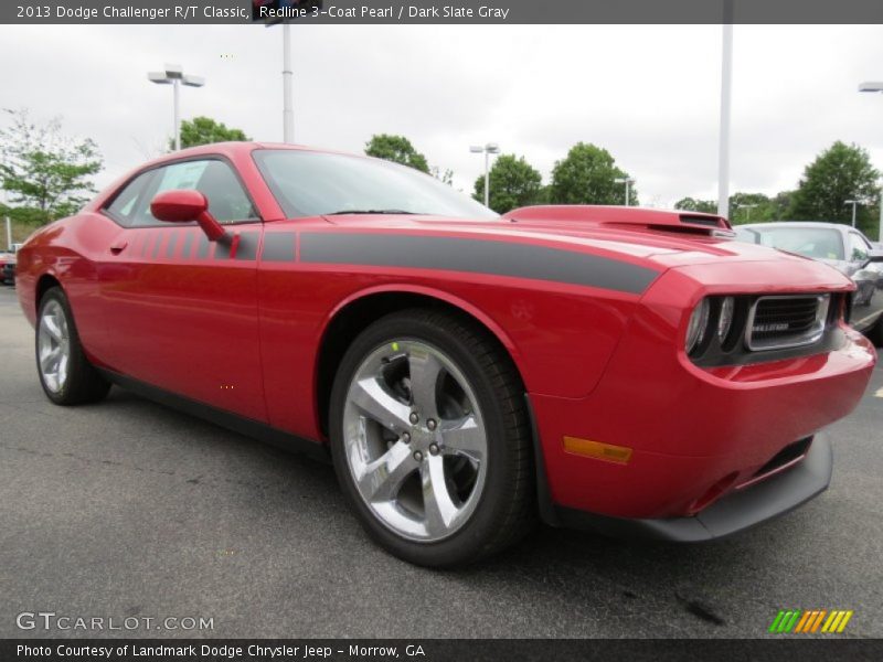 Front 3/4 View of 2013 Challenger R/T Classic