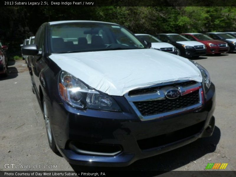 Deep Indigo Pearl / Ivory 2013 Subaru Legacy 2.5i