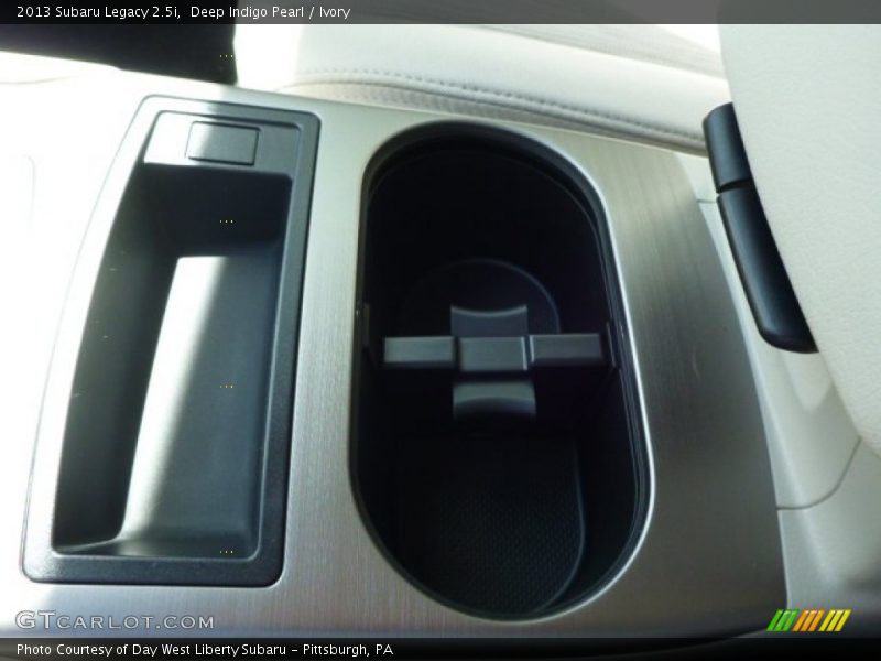 Deep Indigo Pearl / Ivory 2013 Subaru Legacy 2.5i