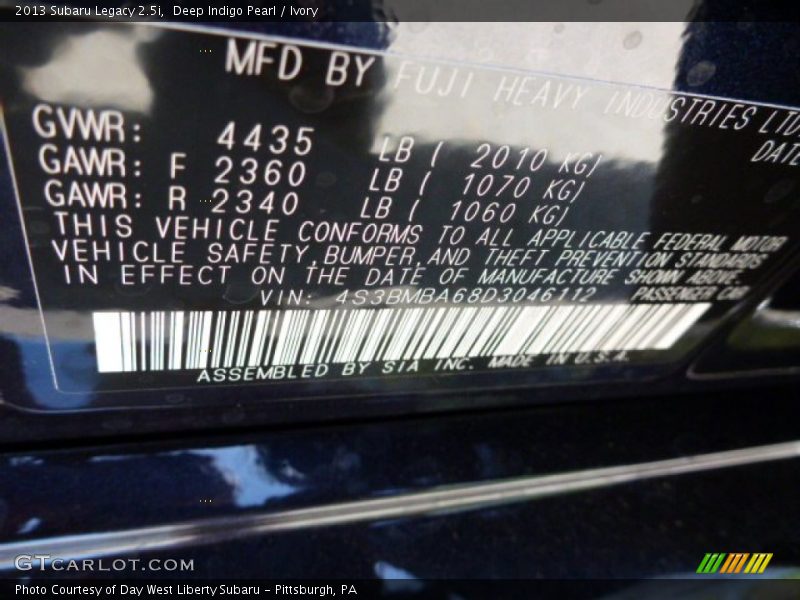 Deep Indigo Pearl / Ivory 2013 Subaru Legacy 2.5i