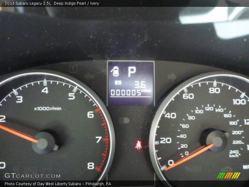 Deep Indigo Pearl / Ivory 2013 Subaru Legacy 2.5i